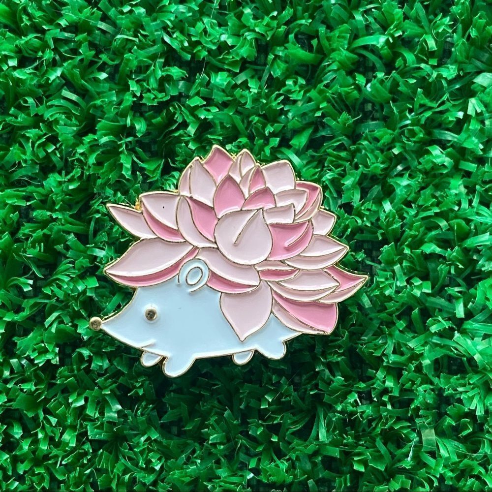 Pink Porcupine Enamel Pin/ Brooch Lapel - Picture 6 of 6